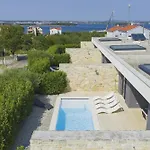 Villa Beautiful In With Outdoor Swimming Pool And Wifi Kraj (Zadar)