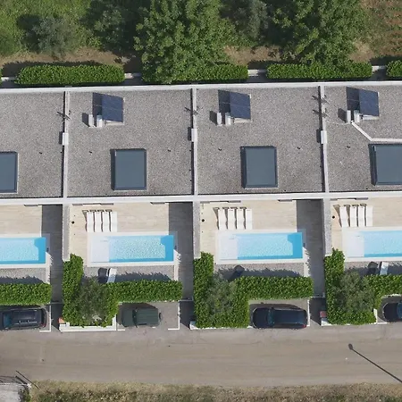 Villa Beautiful In With Outdoor Swimming Pool And Wifi *