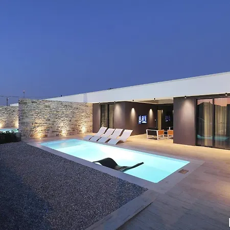Villa Beautiful In With Outdoor Swimming Pool And Wifi Kraj (Zadar)