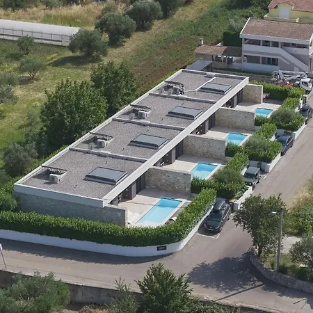 Villa Beautiful In With Outdoor Swimming Pool And Wifi