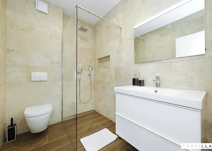 Beautiful In With Outdoor Swimming Pool And Wifi Kraj (Zadar)