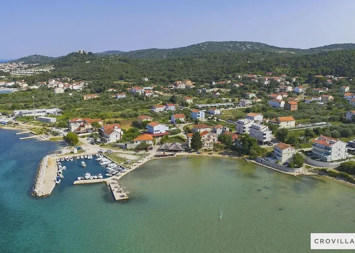 Beautiful In With Outdoor Swimming Pool And Wifi Kraj (Zadar)