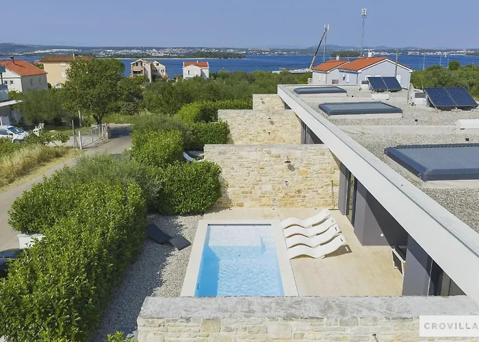 빌라 Beautiful In With Outdoor Swimming Pool And Wifi Kraj (Zadar)