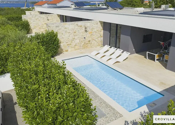 Beautiful In With Outdoor Swimming Pool And Wifi Kraj (Zadar)